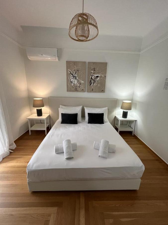 אתונה Vibrant Urban Getaway: Modern 1-Bedroom Near Bars, Parks, And Metro מראה חיצוני תמונה