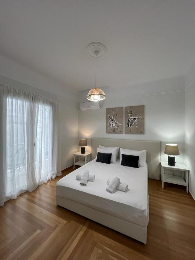 אתונה Vibrant Urban Getaway: Modern 1-Bedroom Near Bars, Parks, And Metro מראה חיצוני תמונה